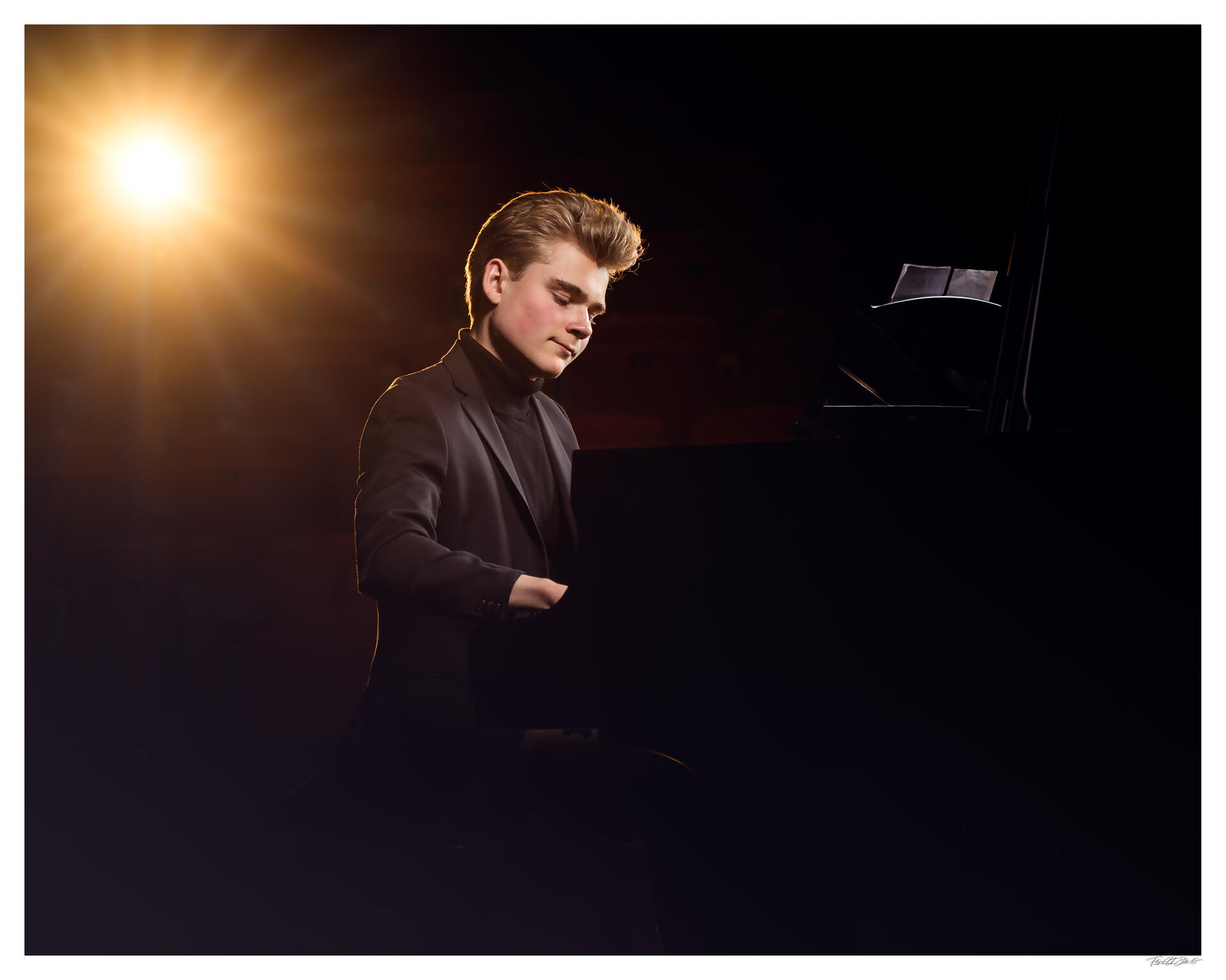 Vemund Martinius Solheim satser alt på musikken